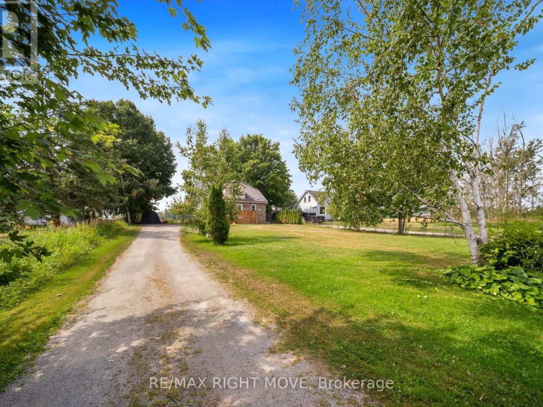 2639 EGO SIDE ROAD, 