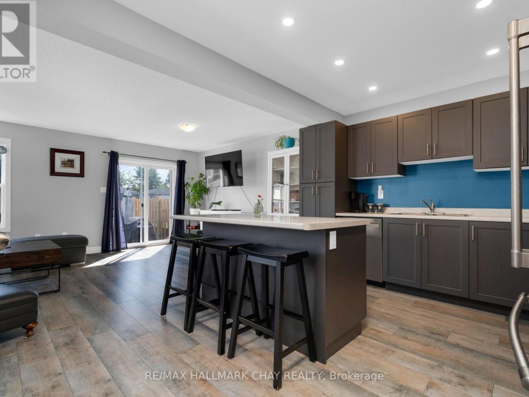 14 NICOLE PARK PLACE, 