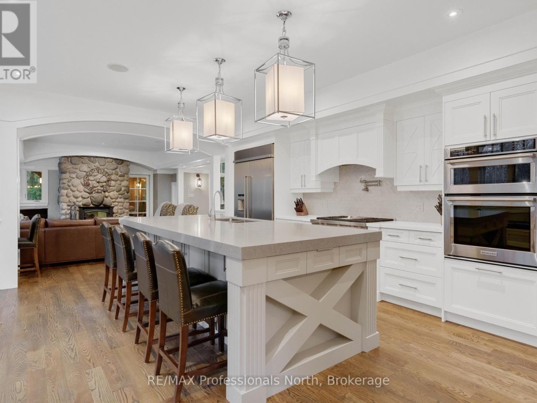 1656 MUSKOKA BEACH ROAD, Bracebridge (Muskoka (N))