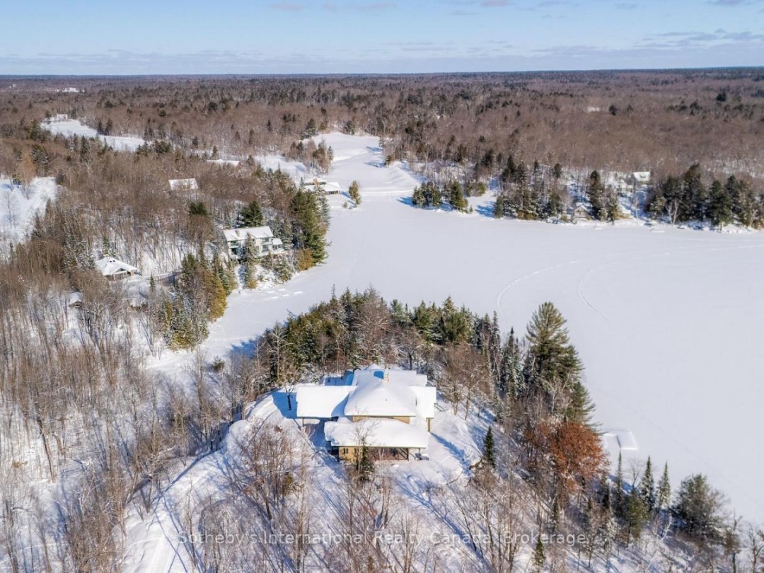 92 THE INN ROAD, Manitouwabing Lake