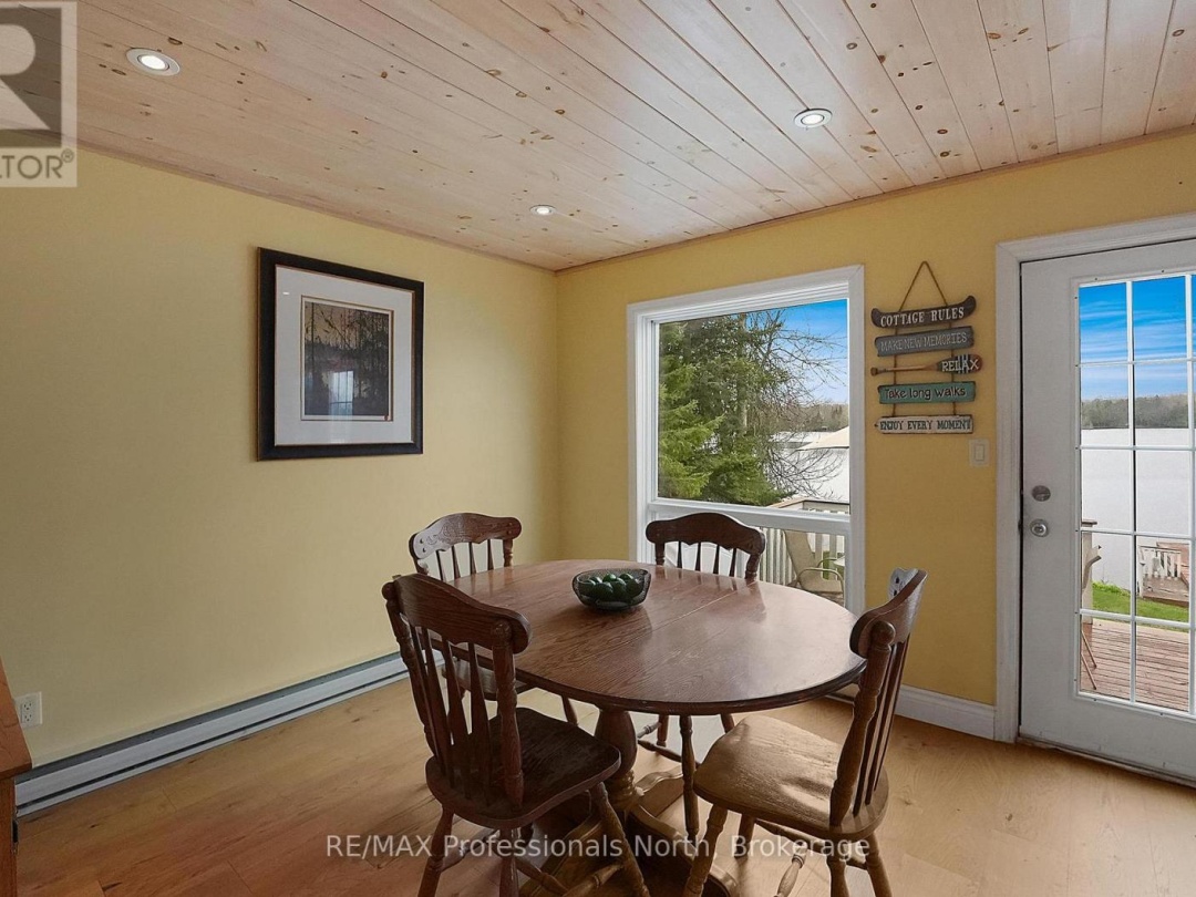 7254 HIGHWAY 35, Shadow Lake