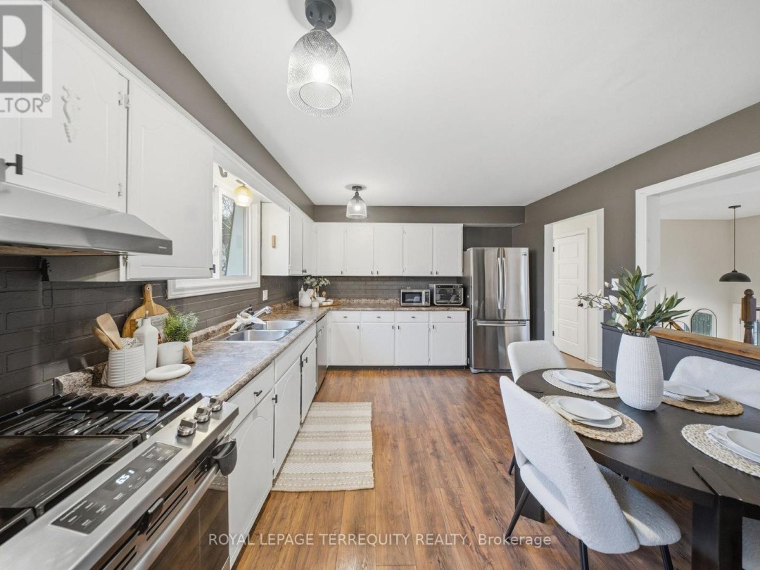 119 FARMSTEAD ROAD, Kawartha Lakes (Mariposa)
