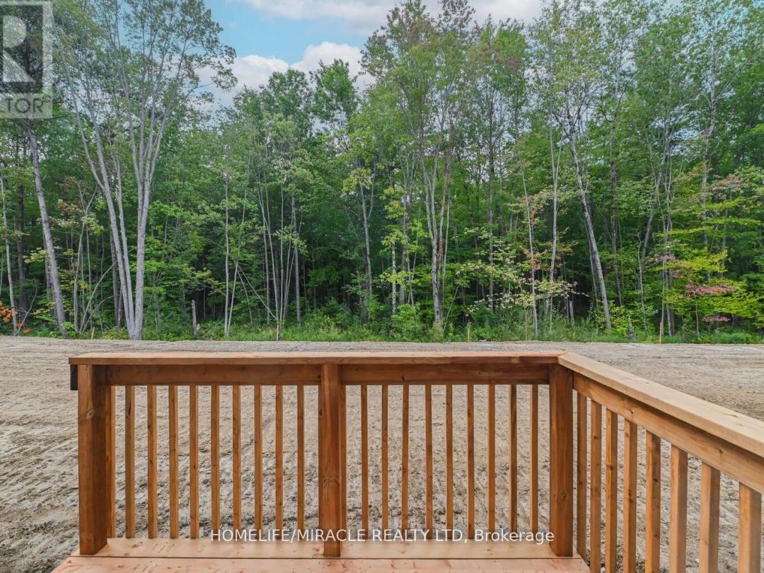 385 Beechwood Forest Lane, Gravenhurst