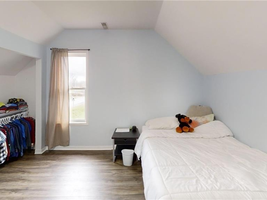 2214 CONCESSION 10 Road, 