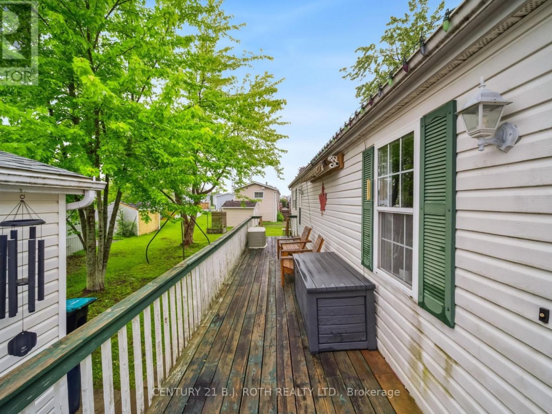 4117 ASH CRESCENT, 