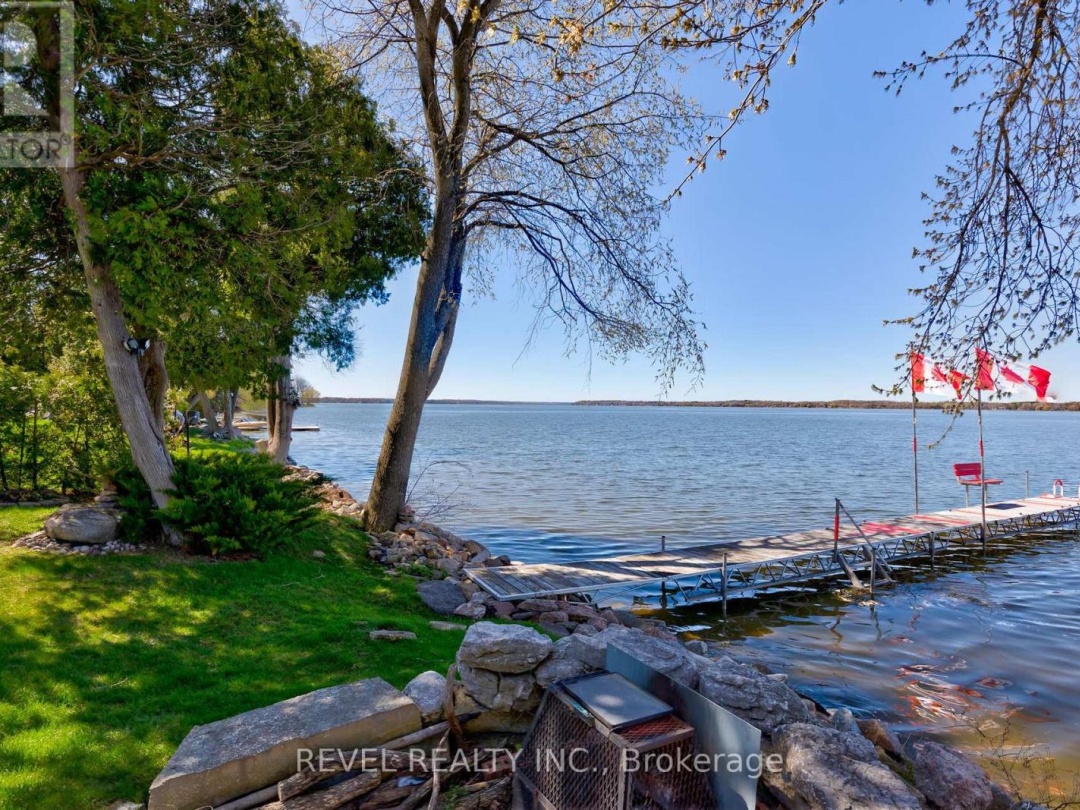 28 Wakeford Road, Scugog Lake