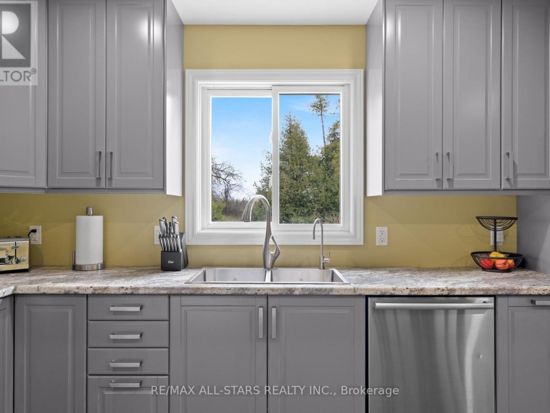 255 COUNTY RD 30, Kawartha Lakes (Verulam)