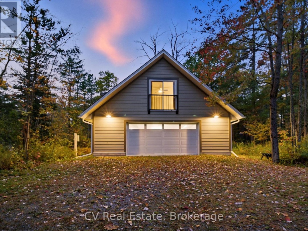 1069 WHITE EAGLE ROAD, Kahshe Lake