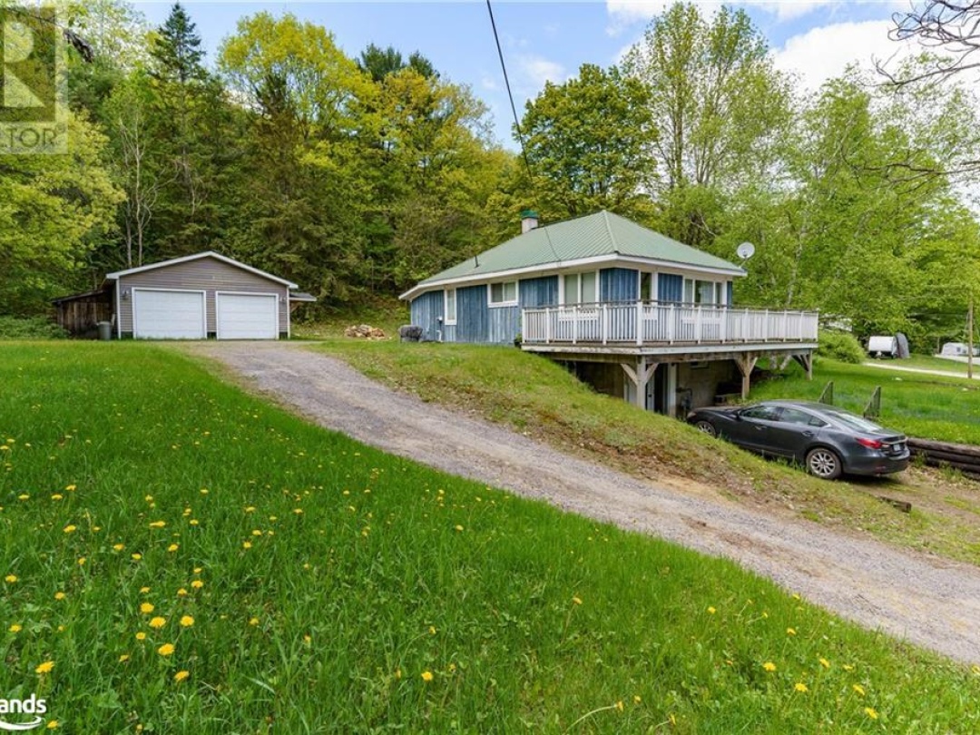 769 Muskoka Rd 10, Port Sydney