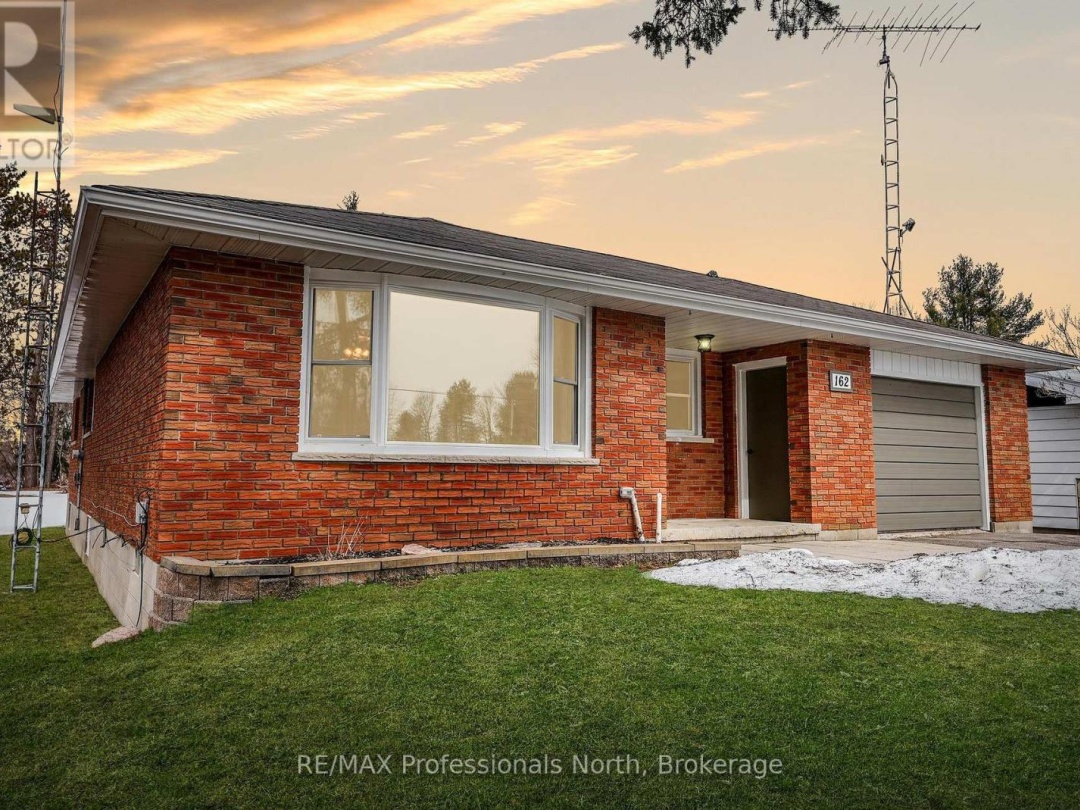 162 HILLSIDE DRIVE, Kawartha Lakes (Somerville)