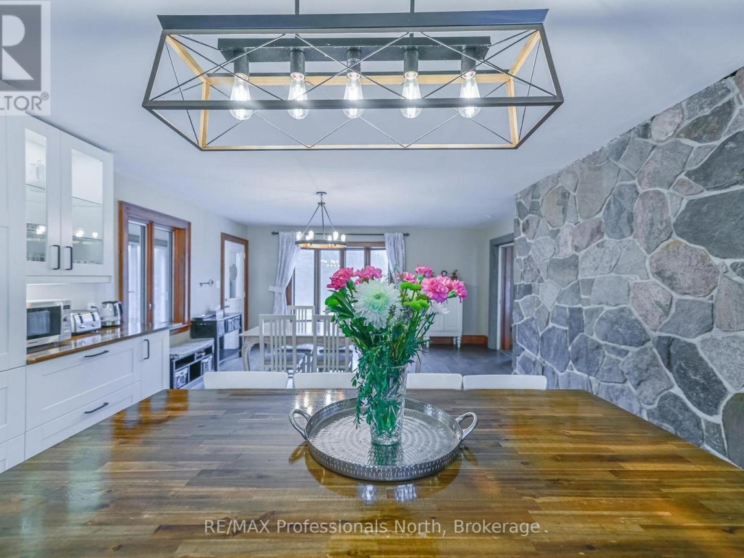 2481 NORTH SHORE ROAD, Algonquin Highlands (Stanhope)