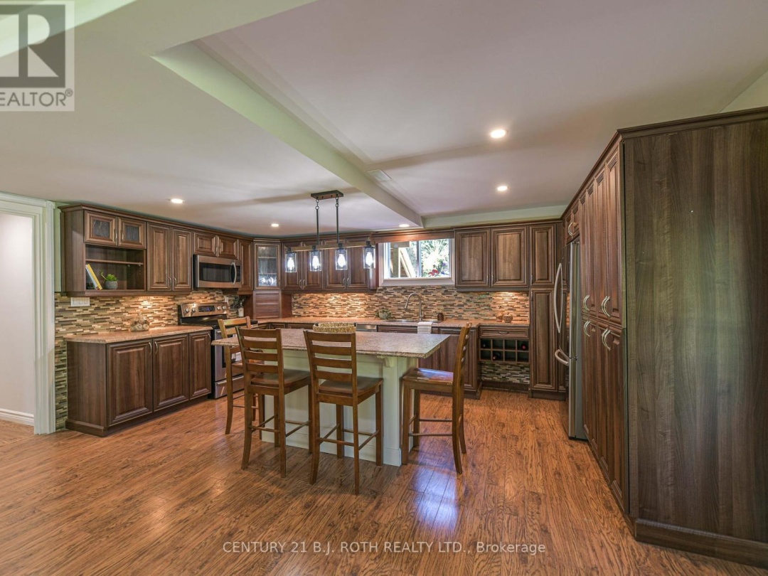 3193 MUSKOKA STREET, Severn River