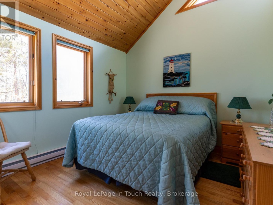 2 ISLAND 880, Georgian Bay