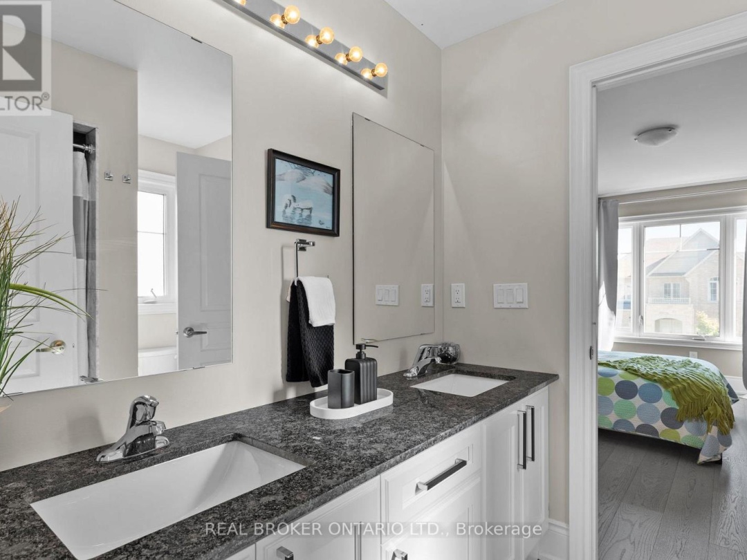 3032 MONARCH DRIVE, Orillia