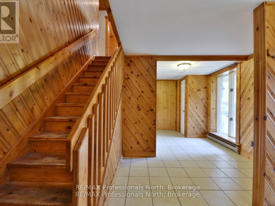 20 COULTER LANE, Bracebridge (Muskoka (N))
