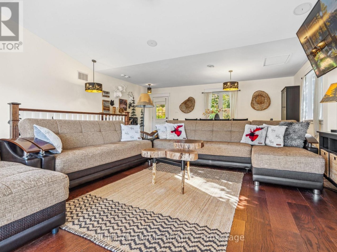 3583 RIVERDALE DRIVE, 