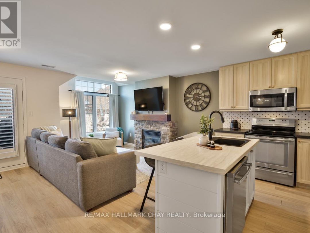 6 CARNOUSTIE LANE, Georgian Bay
