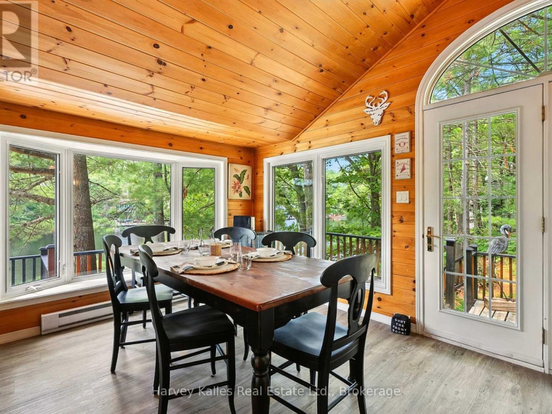1078 MCKENZIE ROAD, Lake Muskoka