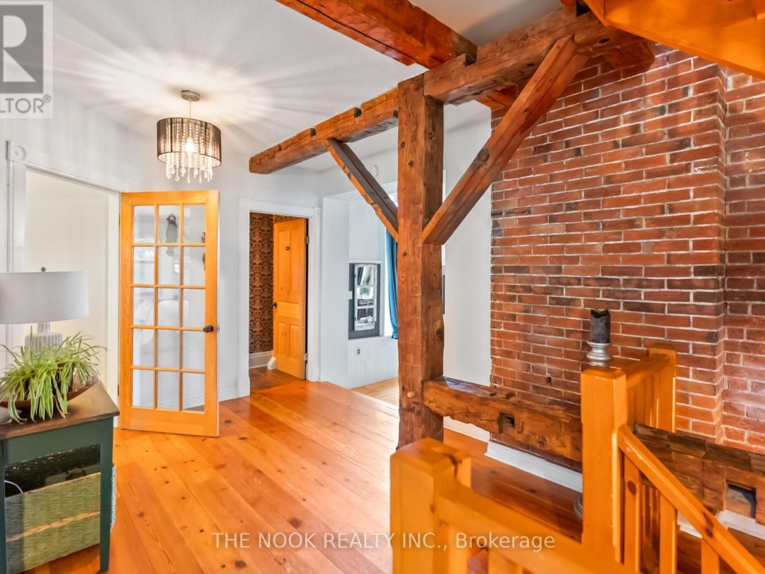 275 VALENTIA ROAD, 