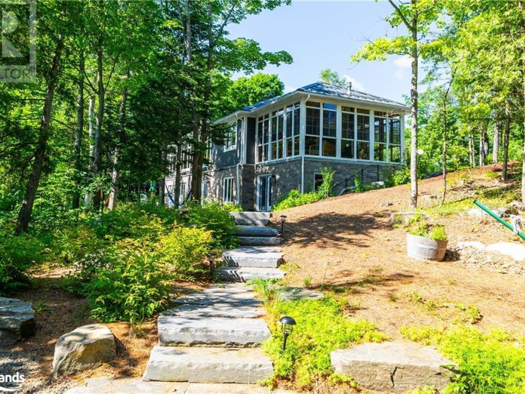 1074 Wallington Lane, Lake Of Bays