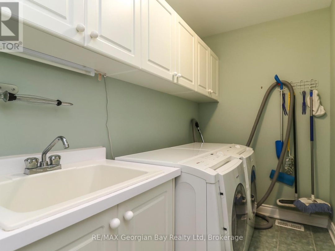 210 WYCLIFFE COVE, Georgian Bay