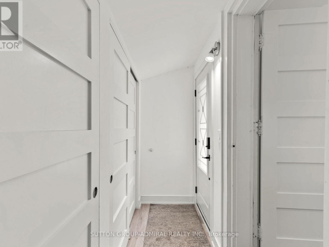 8 SOUTH STREET W, Orillia