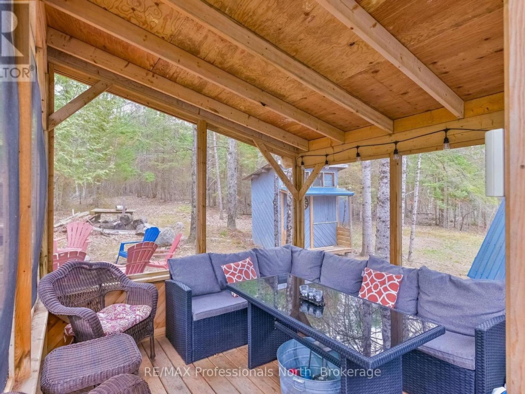 1422 AVERY LANE, Gooderham Lake