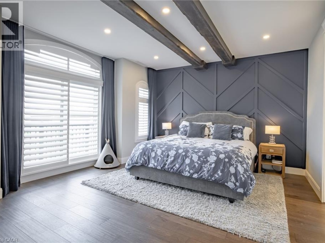 4 LOCKMAN Drive, Ancaster