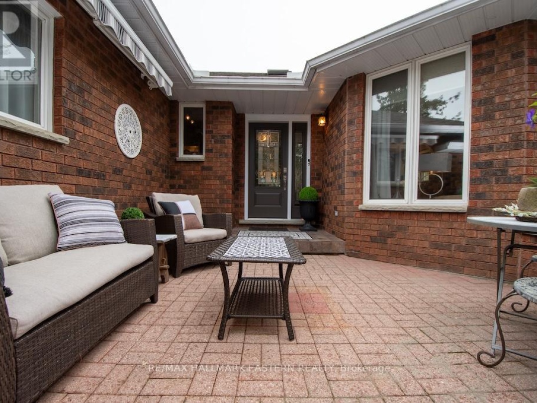 38 PATRICIA PLACE, Kawartha Lakes (Bobcaygeon)