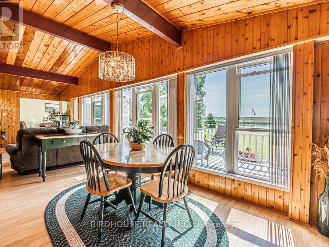 132 FENELON DRIVE, Sturgeon Lake