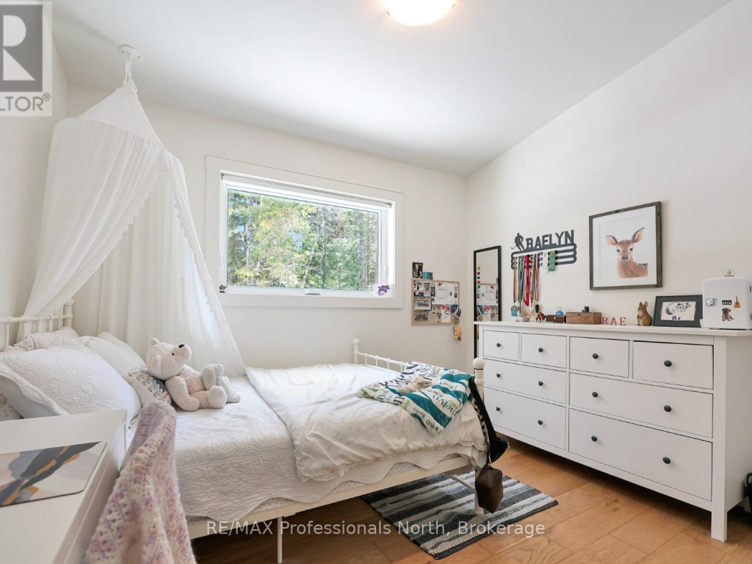 1086 STOTHART CREEK ROAD, Dysart et al (Dysart)