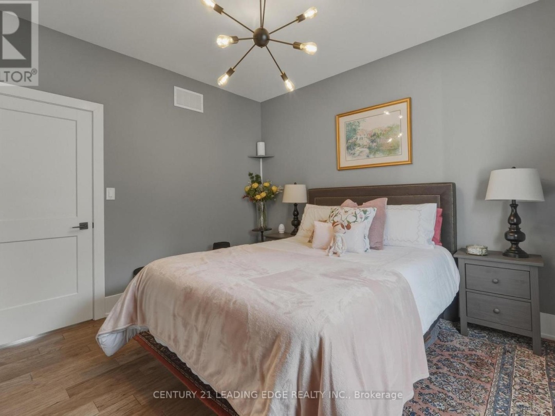1104 XAVIER STREET, Gravenhurst (Morrison)