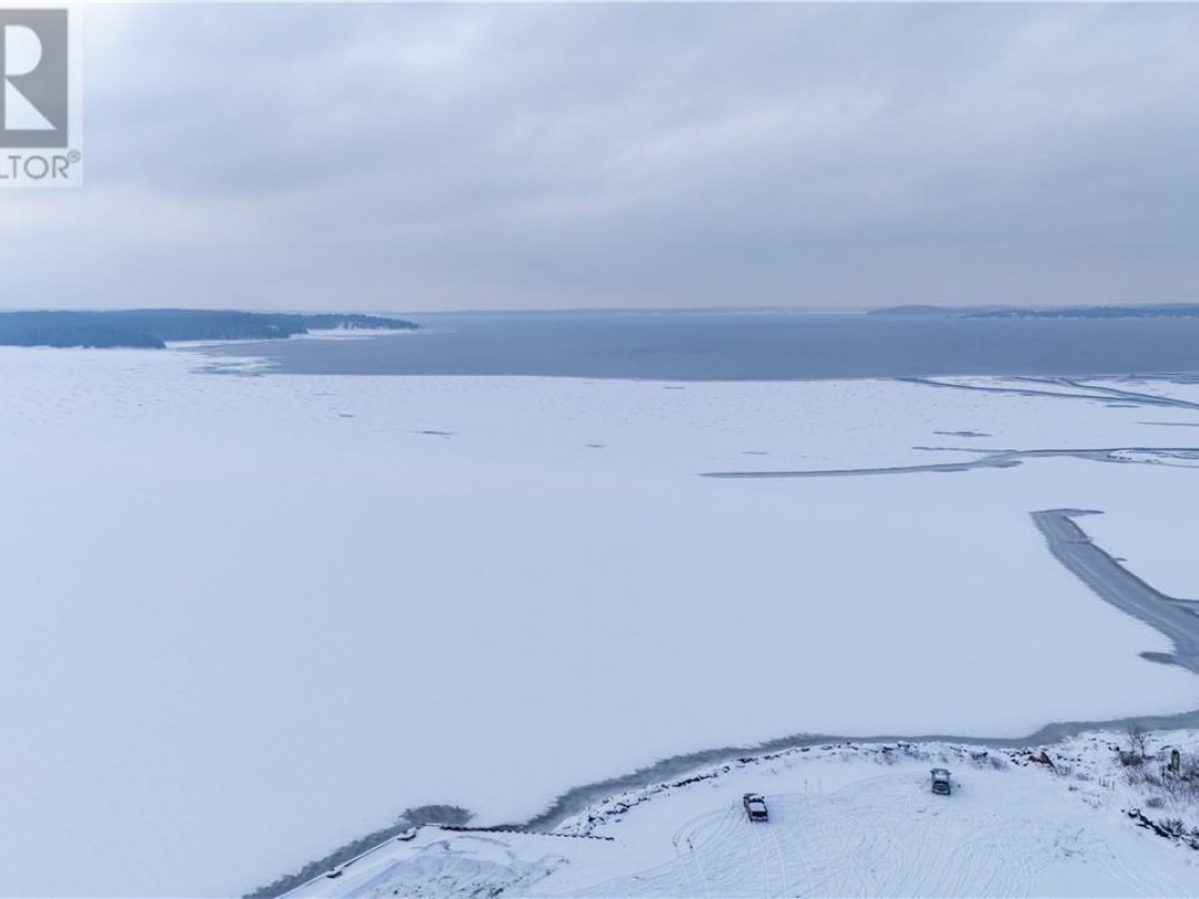 11C Salt Dock Road Unit# 404, Parry Sound
