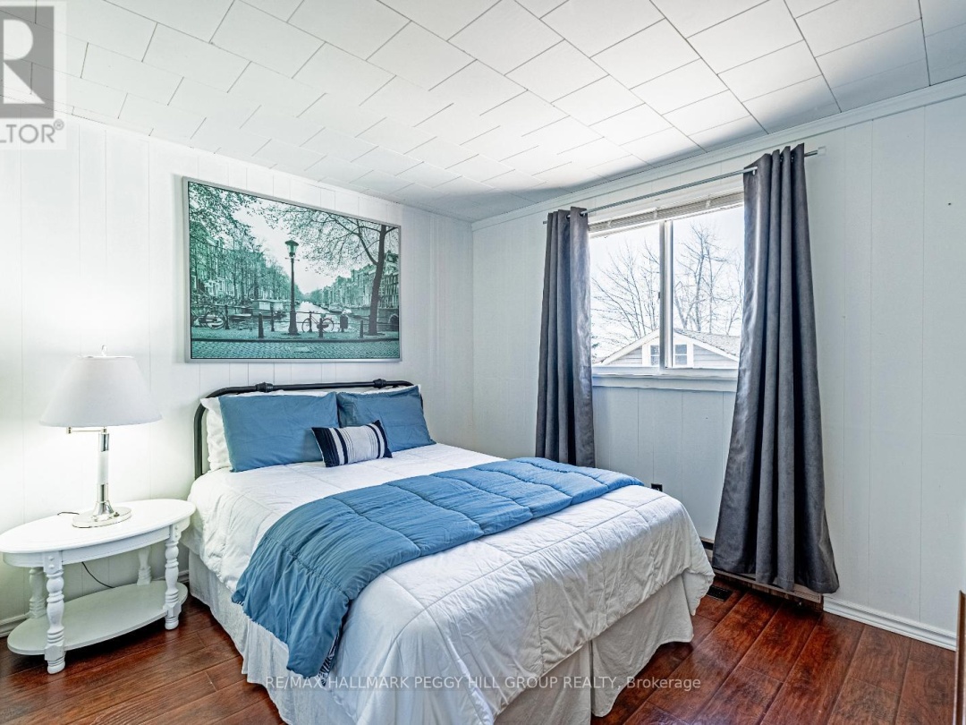 185 AVERY POINT ROAD, 