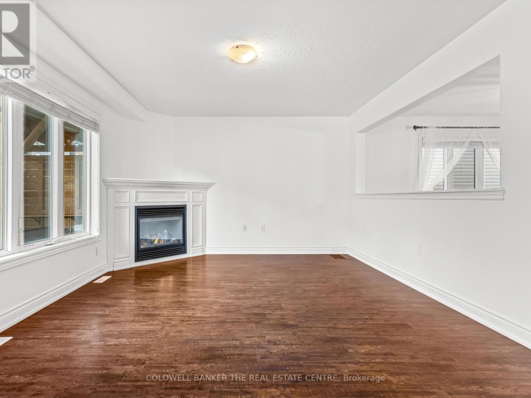 3086 EMPEROR DRIVE, 