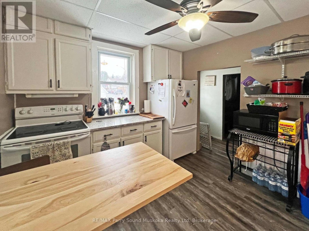 97 WILLIAM STREET, Parry Sound