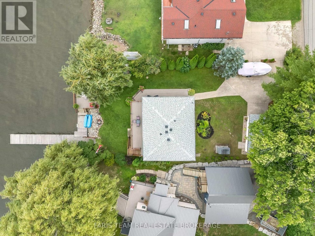 282 ROBINS POINT ROAD, 