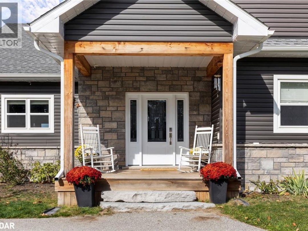 3387 WAINMAN Line, 