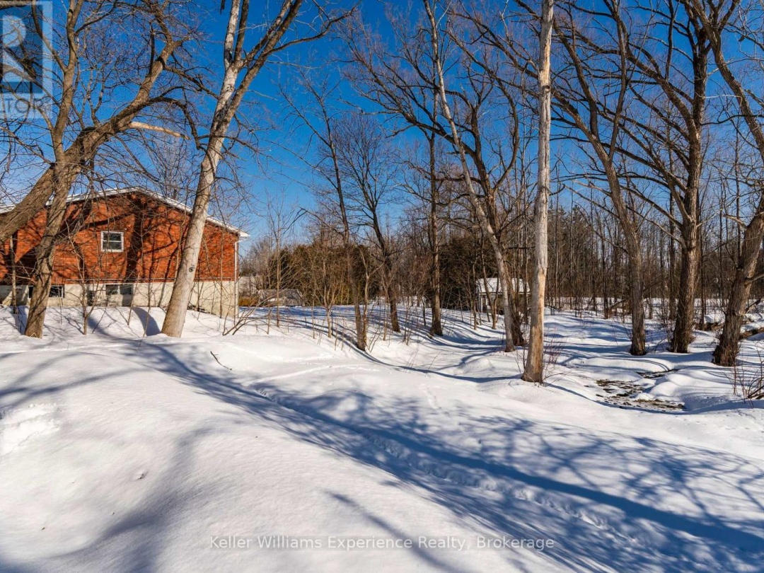 229 MOUNTAIN AVENUE, Tay (Waubaushene)
