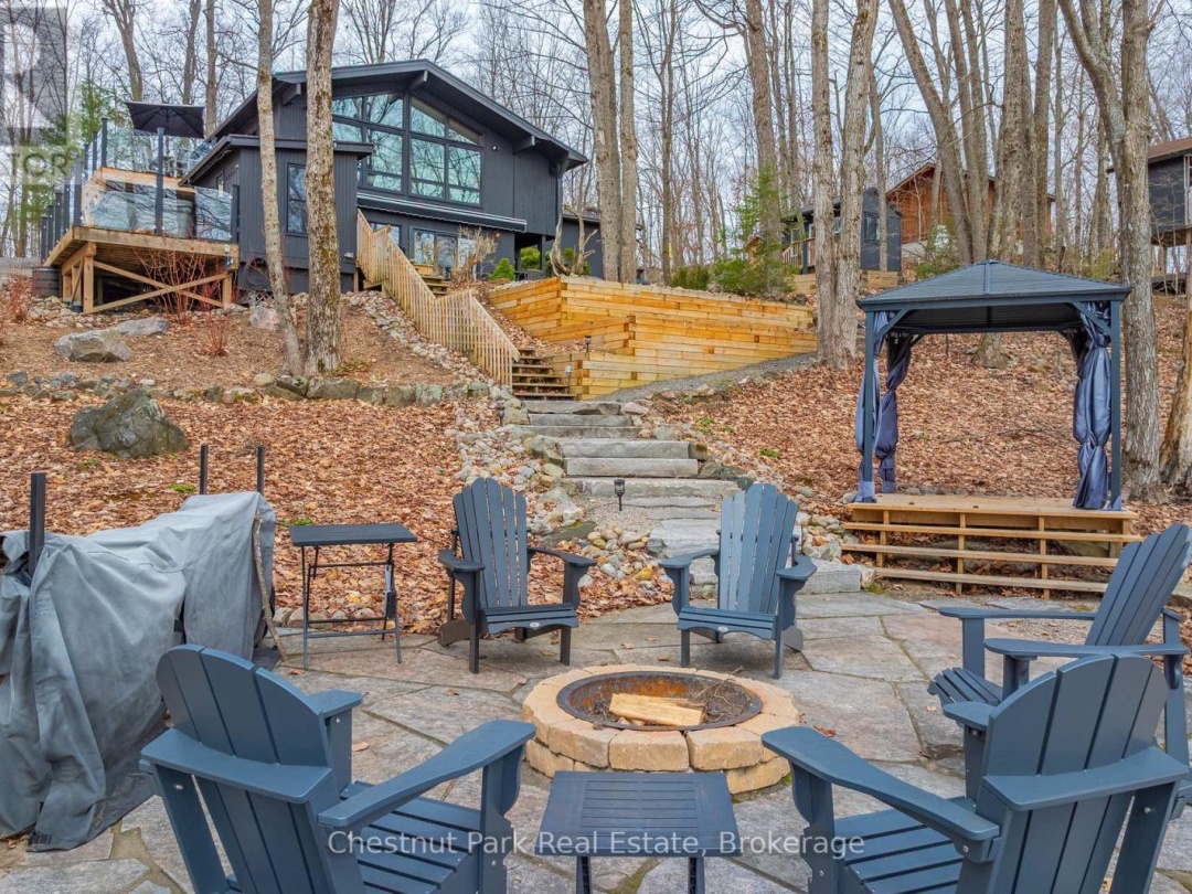 305 SALMON LAKE ROAD, Salmon Lake