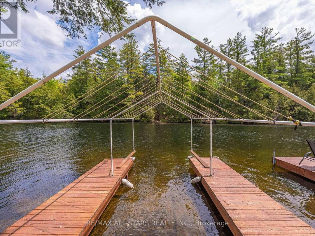 24 RELAX AVENUE, Gull River
