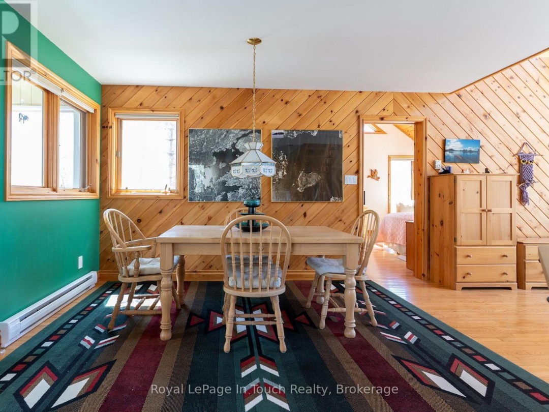 2 ISLAND 880, Georgian Bay