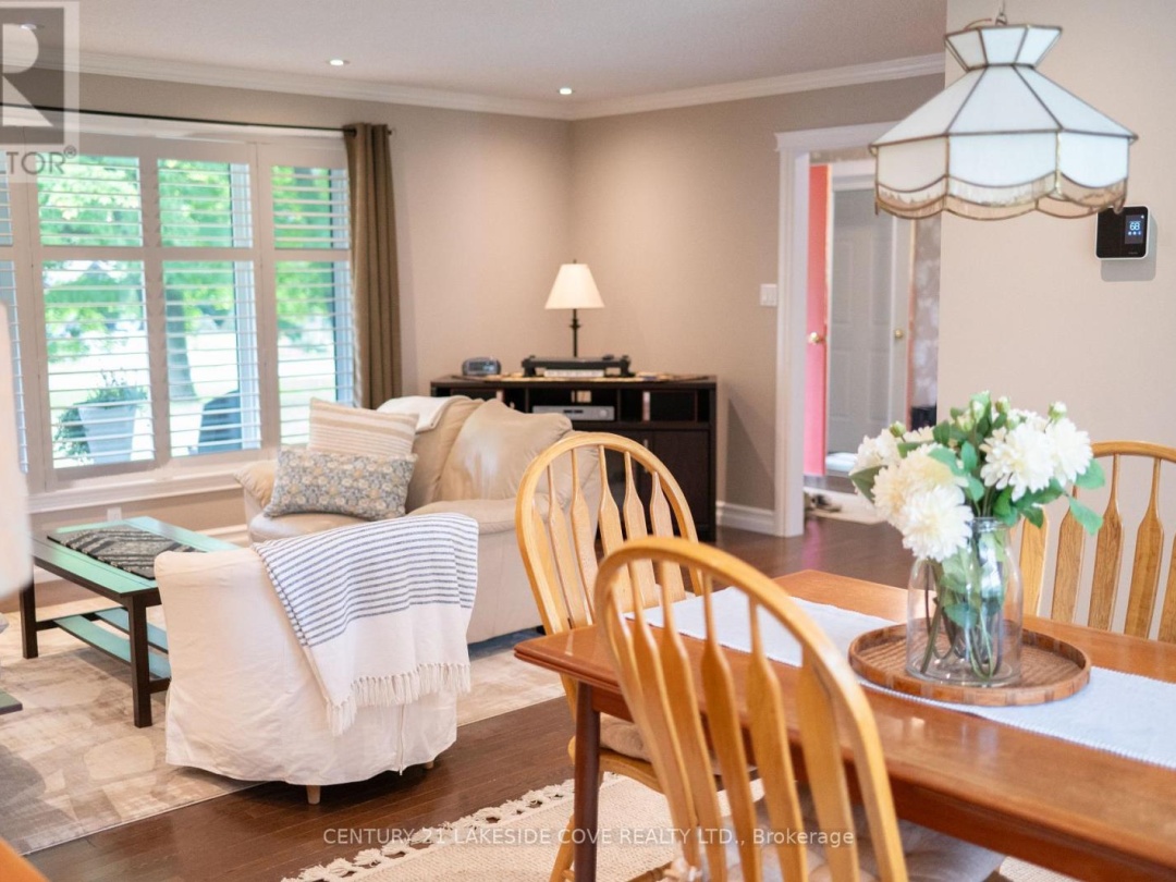 27 THICKETWOOD PLACE, Lake Simcoe