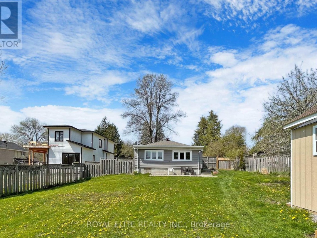3965 HILLTOP ROAD, 