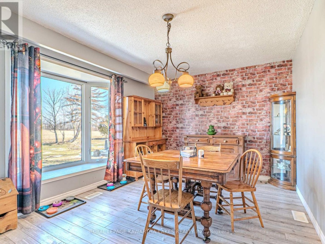 49 CRESSWELL ROAD E, Kawartha Lakes (Mariposa)