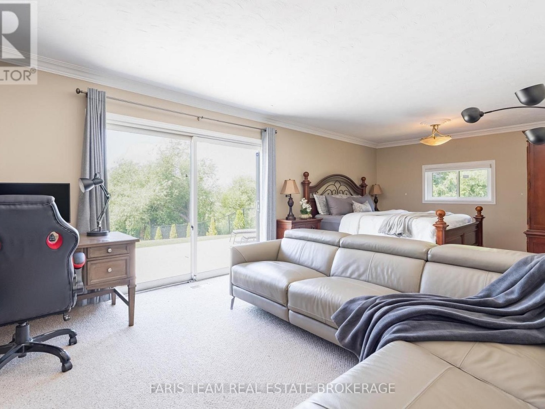 2988 FESSERTON SIDE ROAD, 