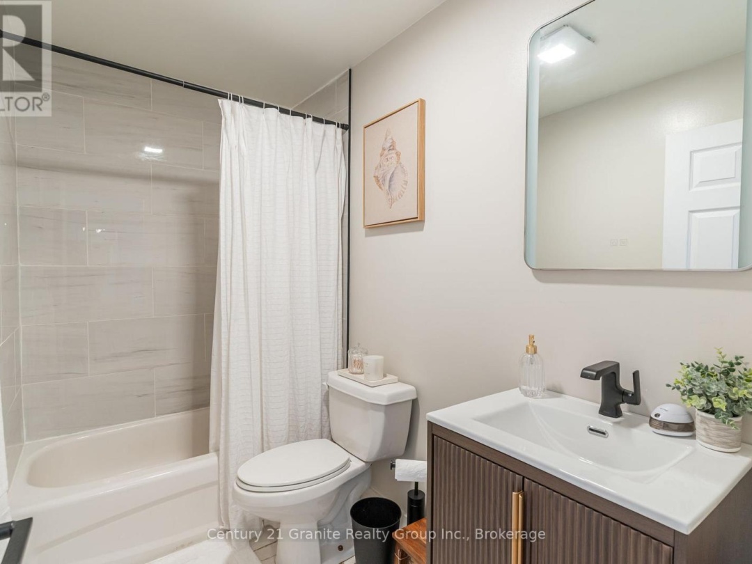 8 MCKAY STREET, Minden Hills (Anson)