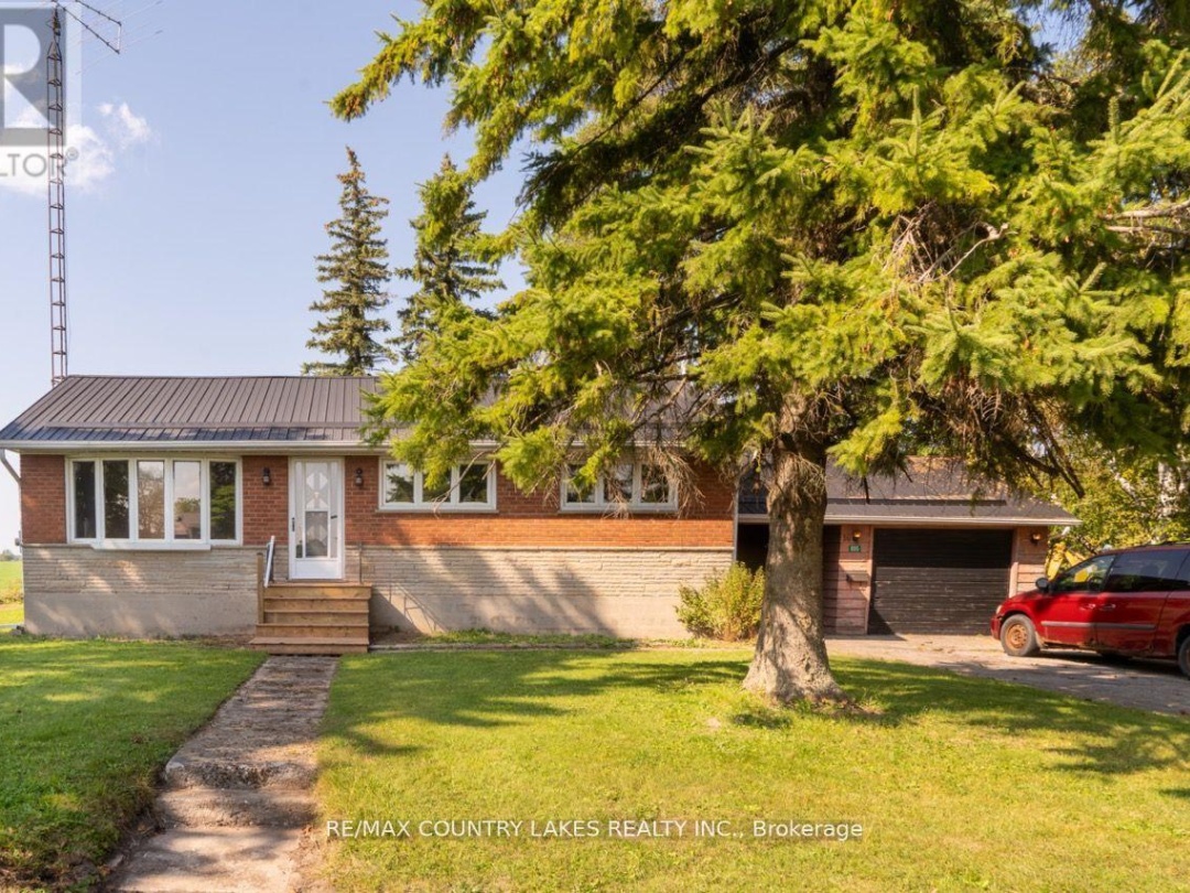 895 HIGHWAY 7 ROAD, Kawartha Lakes (Oakwood)