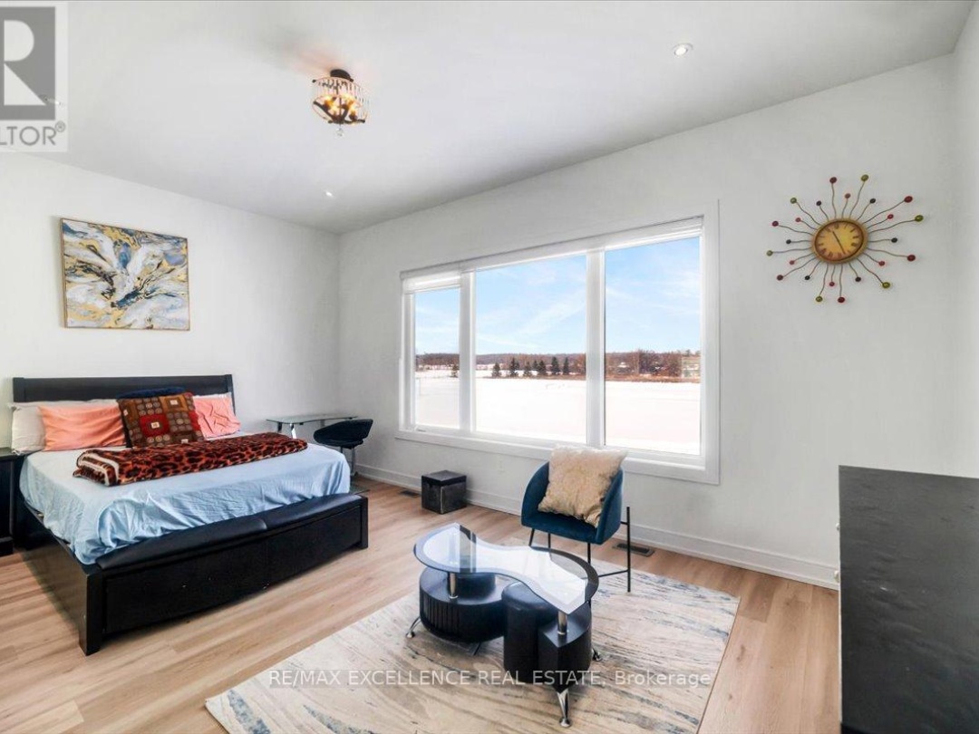 3717 QUAYSIDE DRIVE, Severn (West Shore)