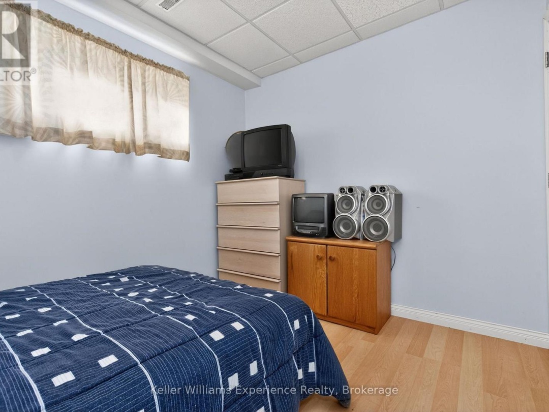 81 SILVER BIRCH CRESCENT, Georgian Bay
